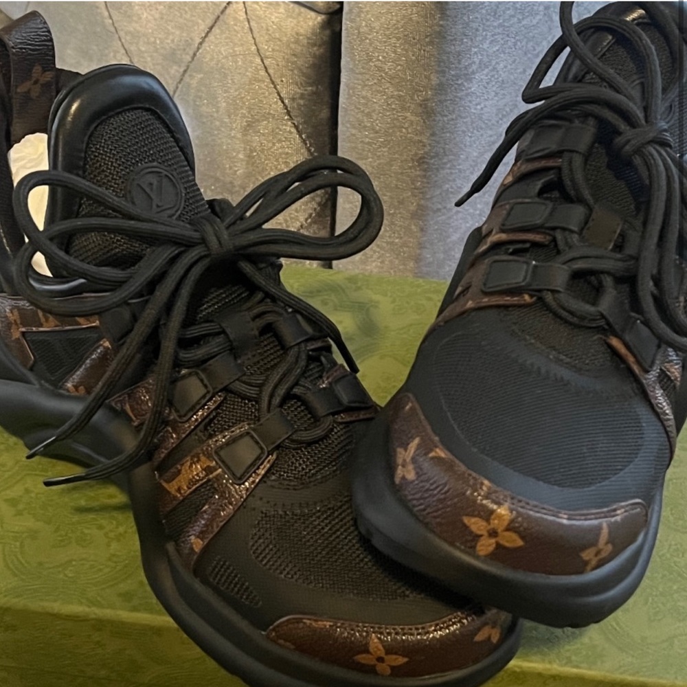 *NEW* Women’s Louis Vuitton Archlight cloth trainers Euro size 40